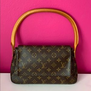 💯% Authentic Louis Vuitton Monogram Mini Looping